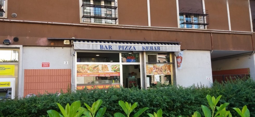 Trento, colpo al bar pizzeria Cavalleggeri